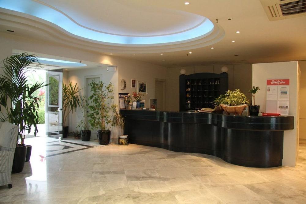 Mantenia Hotel Platanes  Exteriér fotografie